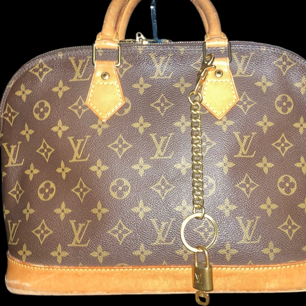 Louis VUITTON Vintage Padlock & Key Set with Brass Lobster Clasp Keyfob🔒🔑 - Picture 2 of 6